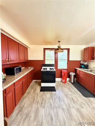 96 Saint Joseph Avenue, Buffalo, NY 14211