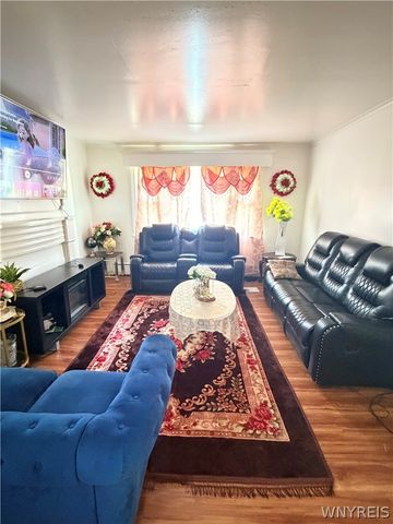 96 Saint Joseph Avenue, Buffalo, NY 14211