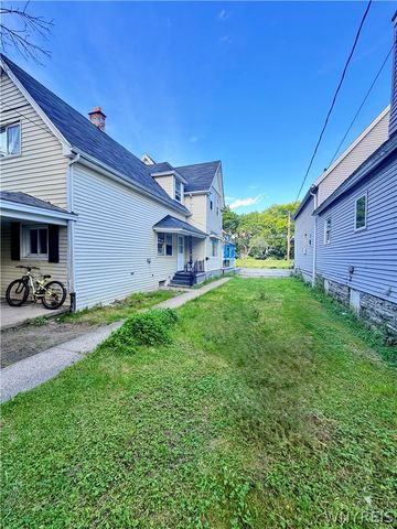 96 Saint Joseph Avenue, Buffalo, NY 14211