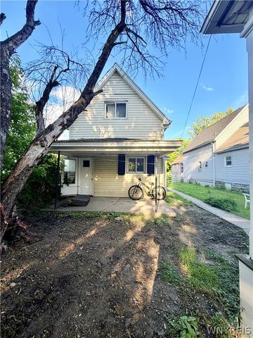 96 Saint Joseph Avenue, Buffalo, NY 14211