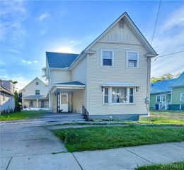 96 Saint Joseph Avenue, Buffalo, NY 14211