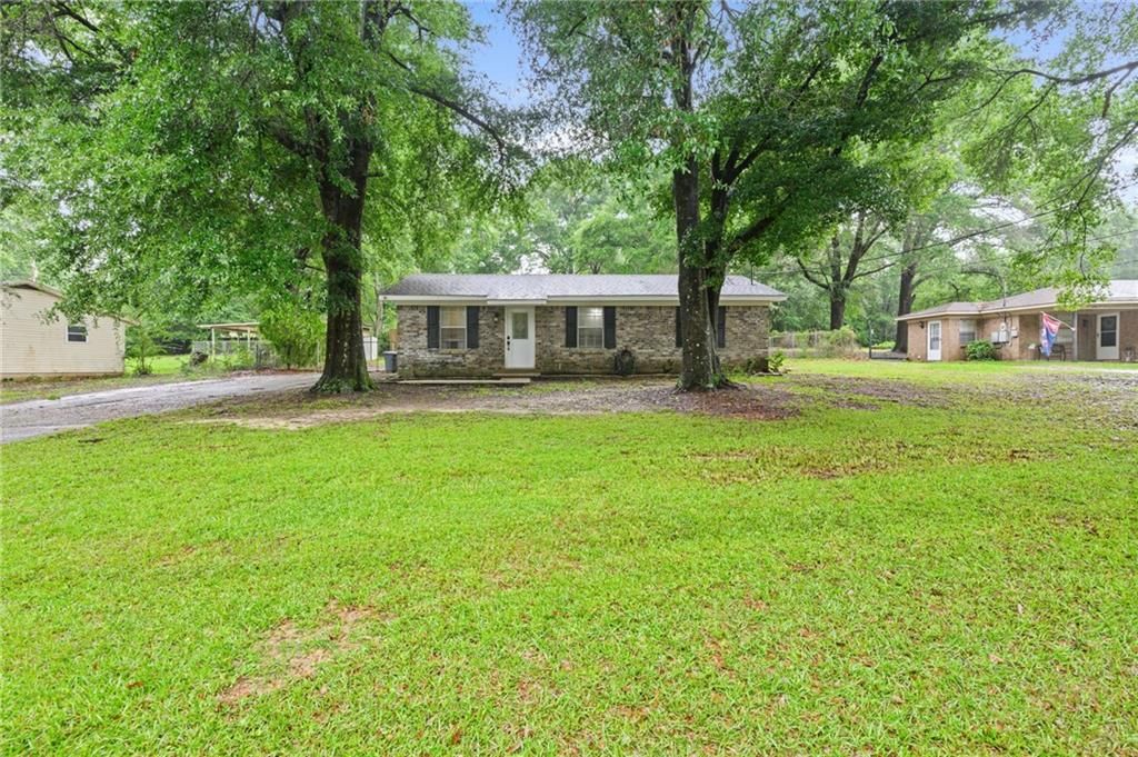 8017 Pine Springs Drive, Saraland, AL 36571