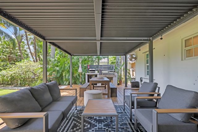 10627 NE 11th Ave, Miami Shores, FL 33138