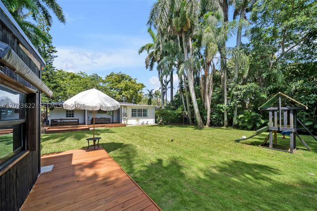 10627 NE 11th Ave, Miami Shores, FL 33138