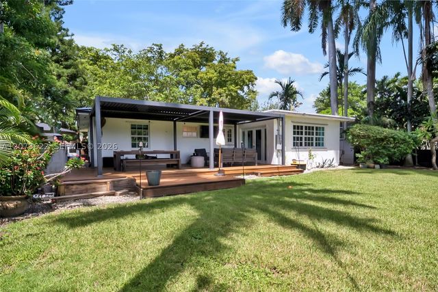 10627 NE 11th Ave, Miami Shores, FL 33138