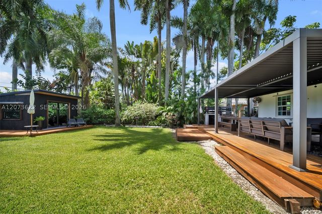 10627 NE 11th Ave, Miami Shores, FL 33138