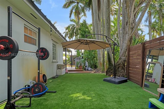 10627 NE 11th Ave, Miami Shores, FL 33138