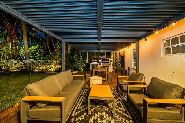 10627 NE 11th Ave, Miami Shores, FL 33138