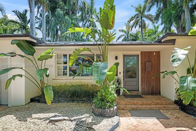 10627 NE 11th Ave, Miami Shores, FL 33138