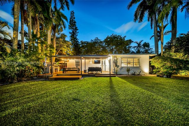 10627 NE 11th Ave, Miami Shores, FL 33138