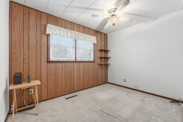 14935 HARRIMAN Lane, Council Bluffs, IA 51503