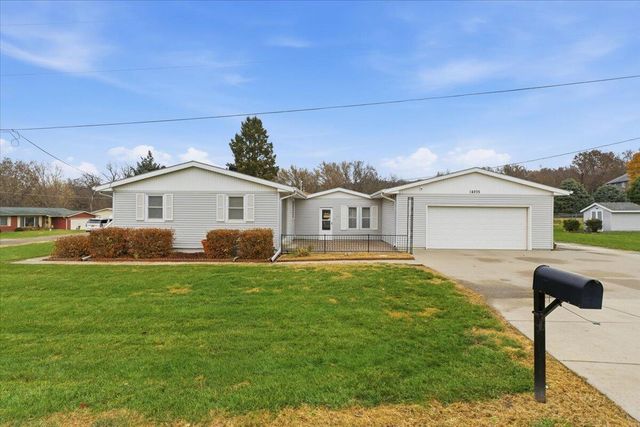 14935 HARRIMAN Lane, Council Bluffs, IA 51503