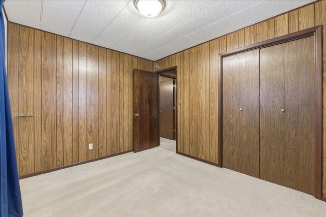 14935 HARRIMAN Lane, Council Bluffs, IA 51503