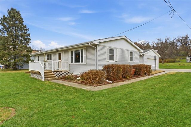 14935 HARRIMAN Lane, Council Bluffs, IA 51503