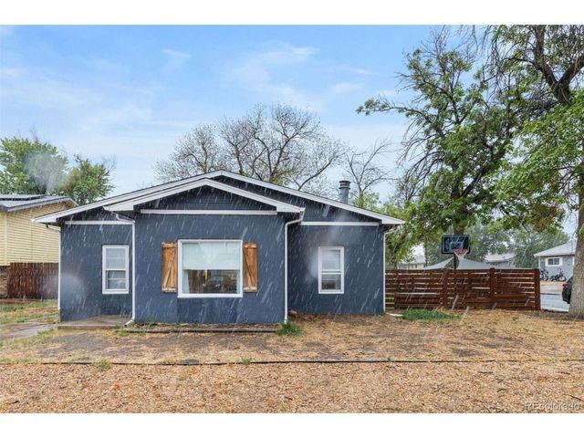 3603 Golden St, Evans, CO 80620