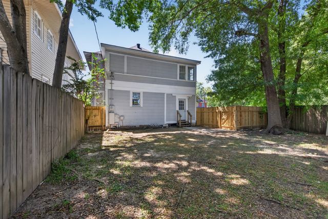 1042 Sheridan Avenue, Shreveport, LA 71104