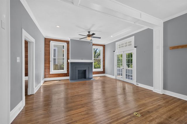 1042 Sheridan Avenue, Shreveport, LA 71104