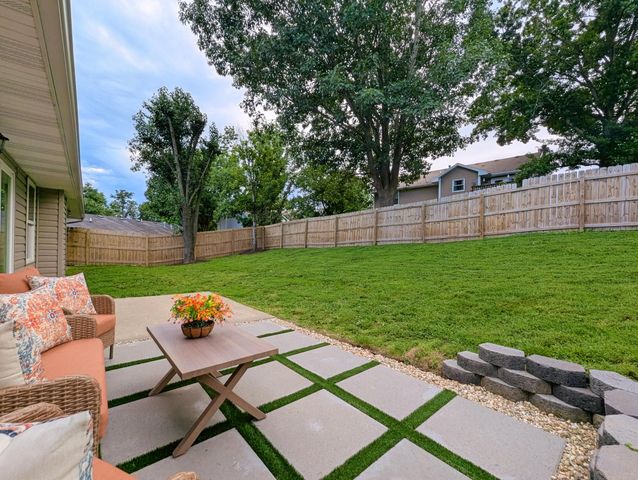 3409 HEDGEWOOD CT, Columbia, MO 65203