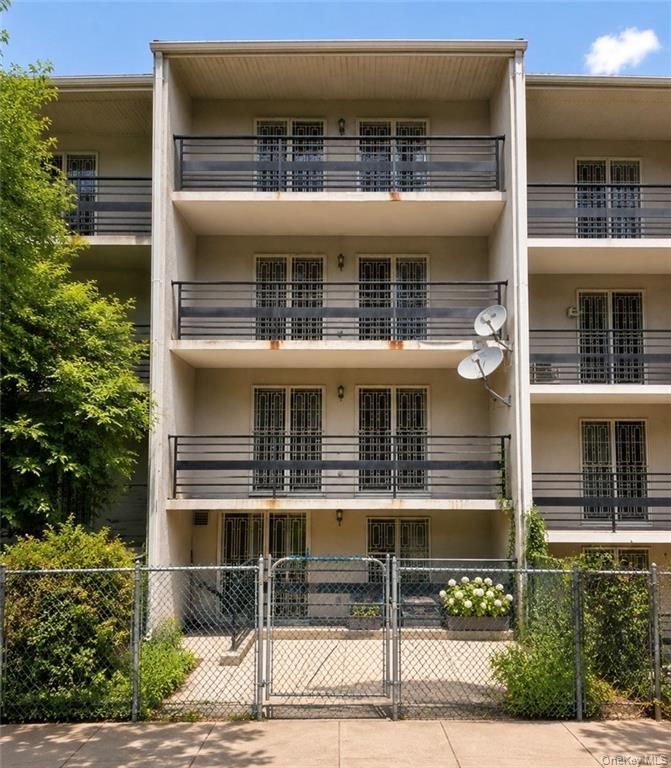 114-26 Dalian Court, College Point, NY 11356 — photo 2