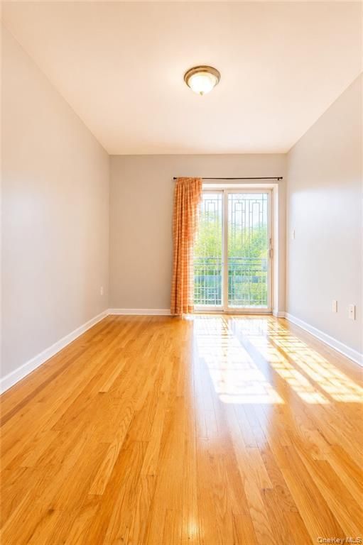 114-26 Dalian Court, College Point, NY 11356 — photo 3