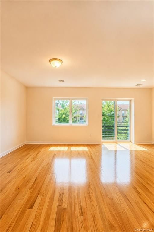 114-26 Dalian Court, College Point, NY 11356 — photo 5