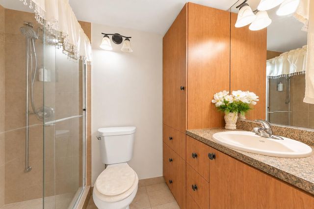 1069 Cornwall D, Boca Raton, FL 33434