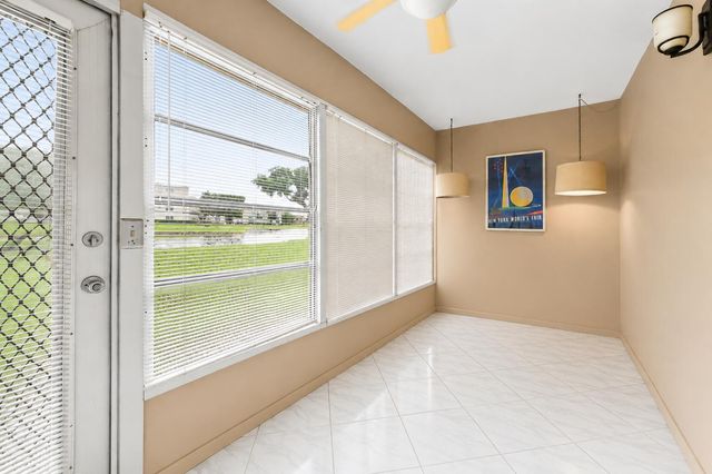 1069 Cornwall D, Boca Raton, FL 33434