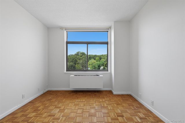 35 N Chatsworth Avenue 6E, Larchmont, NY 10538