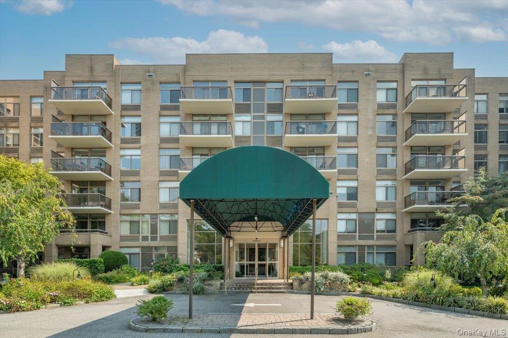 35 N Chatsworth Avenue 6E, Larchmont, NY 10538