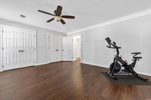 8 Dove Creek Circle, North Little Rock, AR 72116