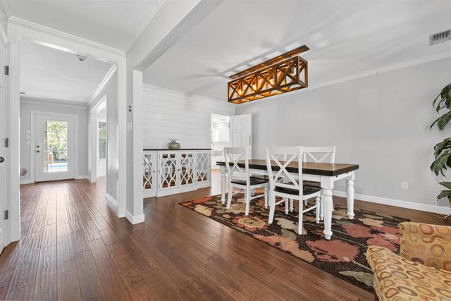 8 Dove Creek Circle, North Little Rock, AR 72116