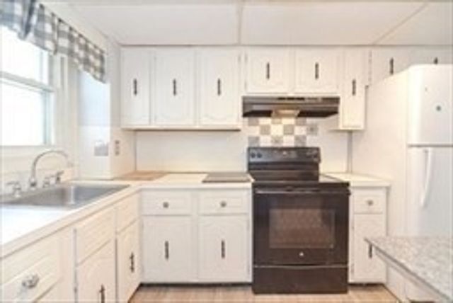 96-98 Chubbuck Street 96, Quincy, MA 02169