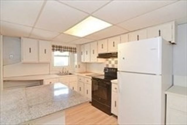 96-98 Chubbuck Street 96, Quincy, MA 02169