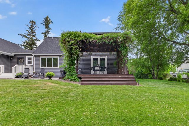 1914 12th Avenue NE, Austin, MN 55912