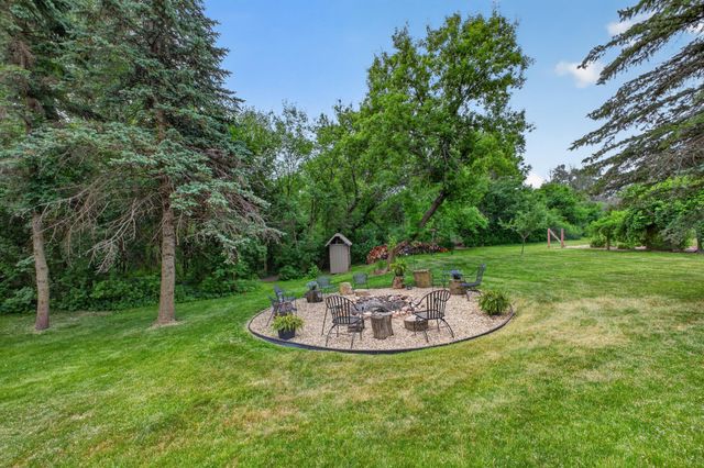 1914 12th Avenue NE, Austin, MN 55912