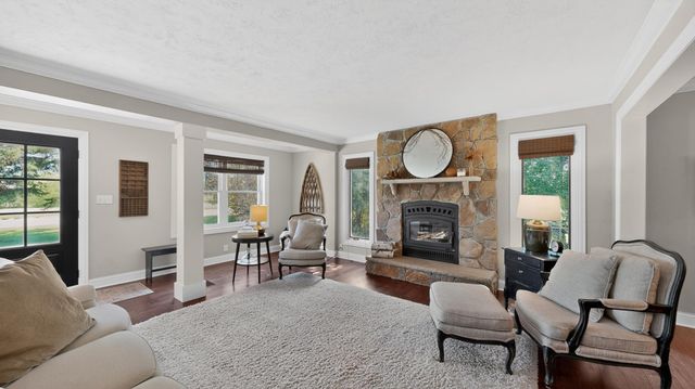 1914 12th Avenue NE, Austin, MN 55912