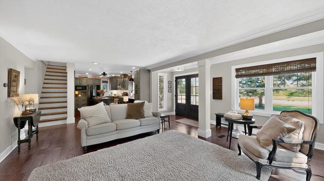 1914 12th Avenue NE, Austin, MN 55912