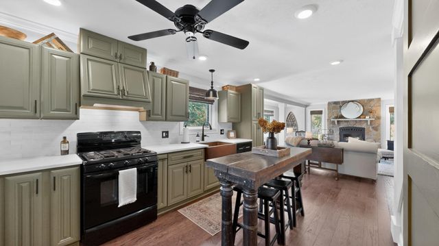 1914 12th Avenue NE, Austin, MN 55912