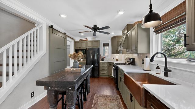 1914 12th Avenue NE, Austin, MN 55912