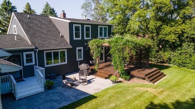 1914 12th Avenue NE, Austin, MN 55912
