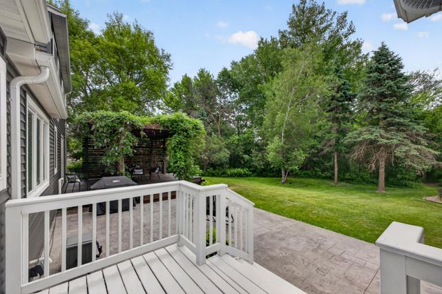 1914 12th Avenue NE, Austin, MN 55912