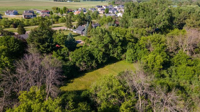 1914 12th Avenue NE, Austin, MN 55912