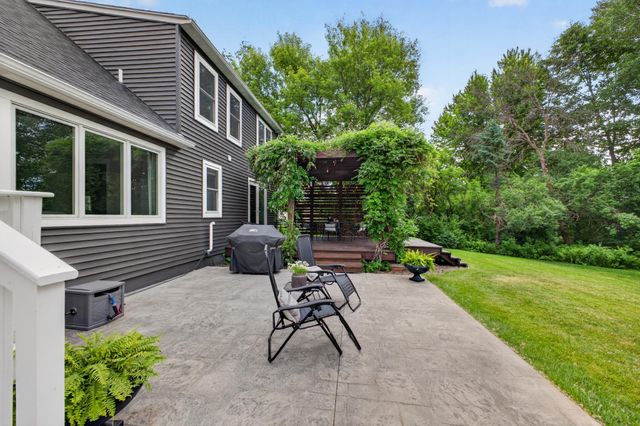 1914 12th Avenue NE, Austin, MN 55912