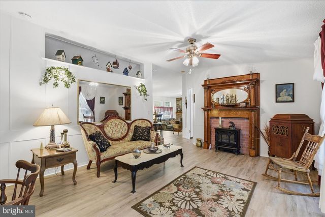 144 STRATFORD CIR, Colonial Beach, VA 22443