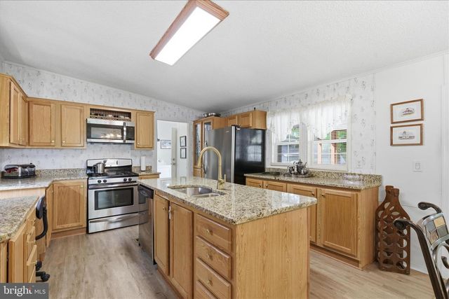 144 STRATFORD CIR, Colonial Beach, VA 22443
