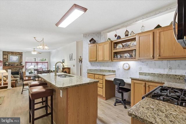 144 STRATFORD CIR, Colonial Beach, VA 22443