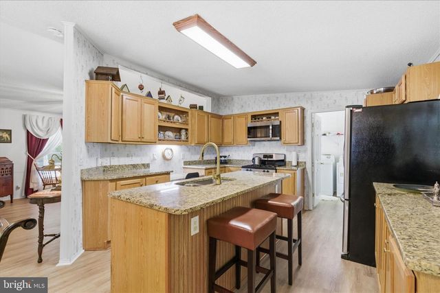 144 STRATFORD CIR, Colonial Beach, VA 22443