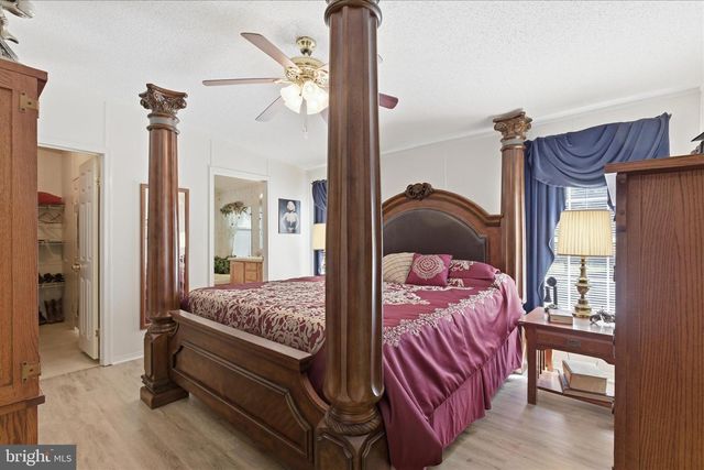 144 STRATFORD CIR, Colonial Beach, VA 22443