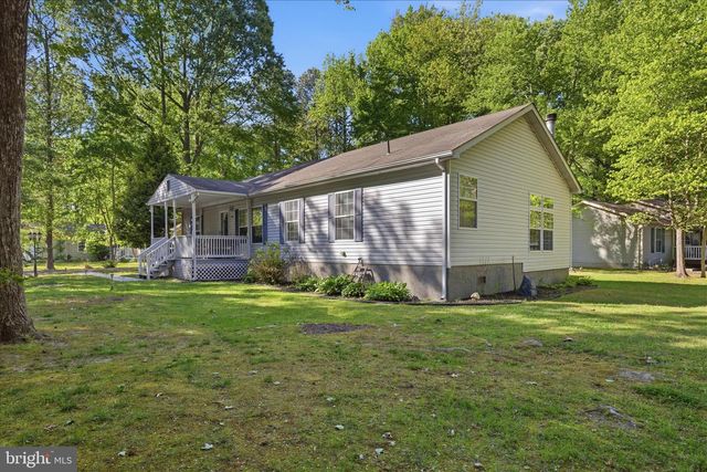 144 STRATFORD CIR, Colonial Beach, VA 22443