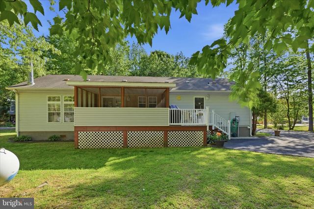 144 STRATFORD CIR, Colonial Beach, VA 22443